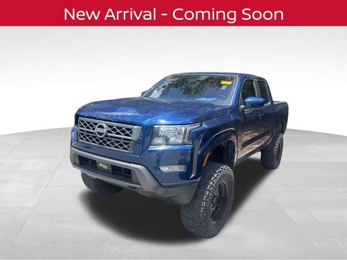 Certified 2022 Nissan Frontier SV RWD image 2