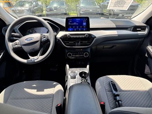 Used 2022 Ford Escape SE FWD image 10