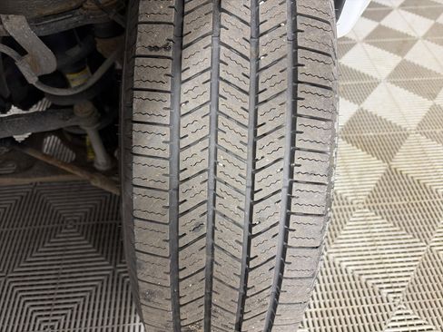 Used 2021 Chevrolet Express 2500 w/ Driver Convenience Package image 2