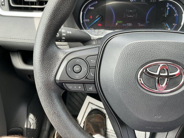 Used 2024 Toyota RAV4 LE AWD/4WD image 27