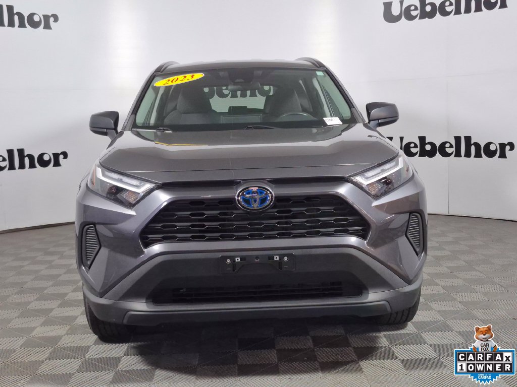 Used 2023 Toyota RAV4 LE AWD/4WD image 2