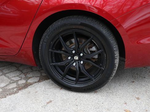 Used 2015 Chevrolet Impala LT w/ Convenience Package image 9