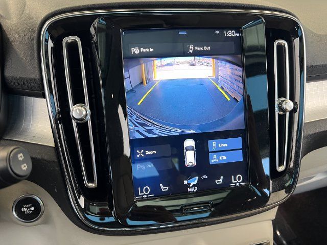 Used 2019 Volvo XC40 T5 Momentum AWD/4WD image 33