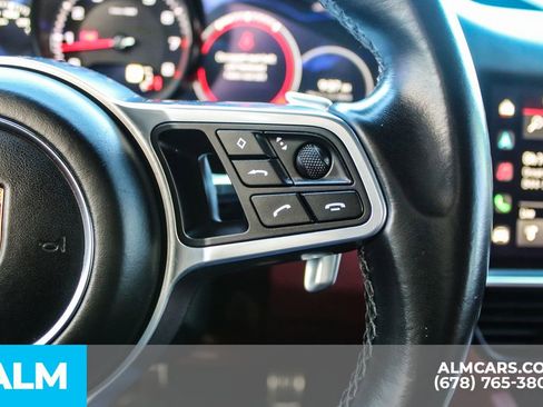 Used 2023 Porsche Cayenne S Platinum w/ Premium Package Plus image 27