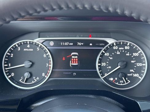 Certified 2024 Nissan Pathfinder SV image 32