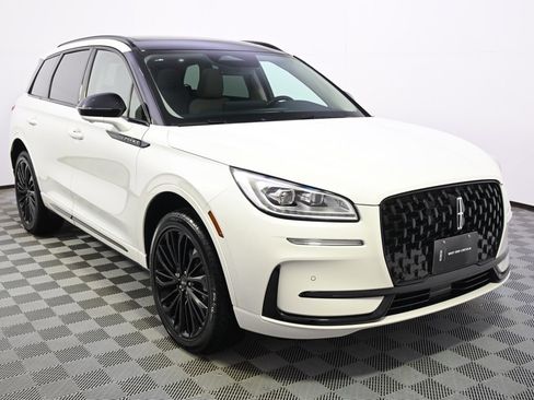 New 2025 Lincoln Corsair Reserve w/ Jet Appearance Package image 8