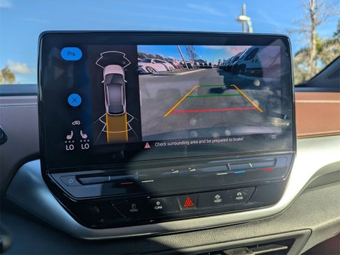 Used 2021 Volkswagen ID.4 Pro S image 31