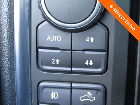 Used 2020 Chevrolet Silverado 1500 High Country w/ Technology Package image 14