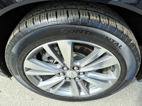 Certified 2022 Cadillac XT6 Premium Luxury AWD/4WD image 9