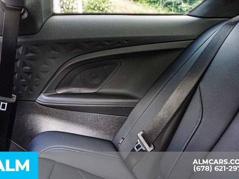 Used 2024 BMW 230i Coupe w/ Premium Package RWD image 32