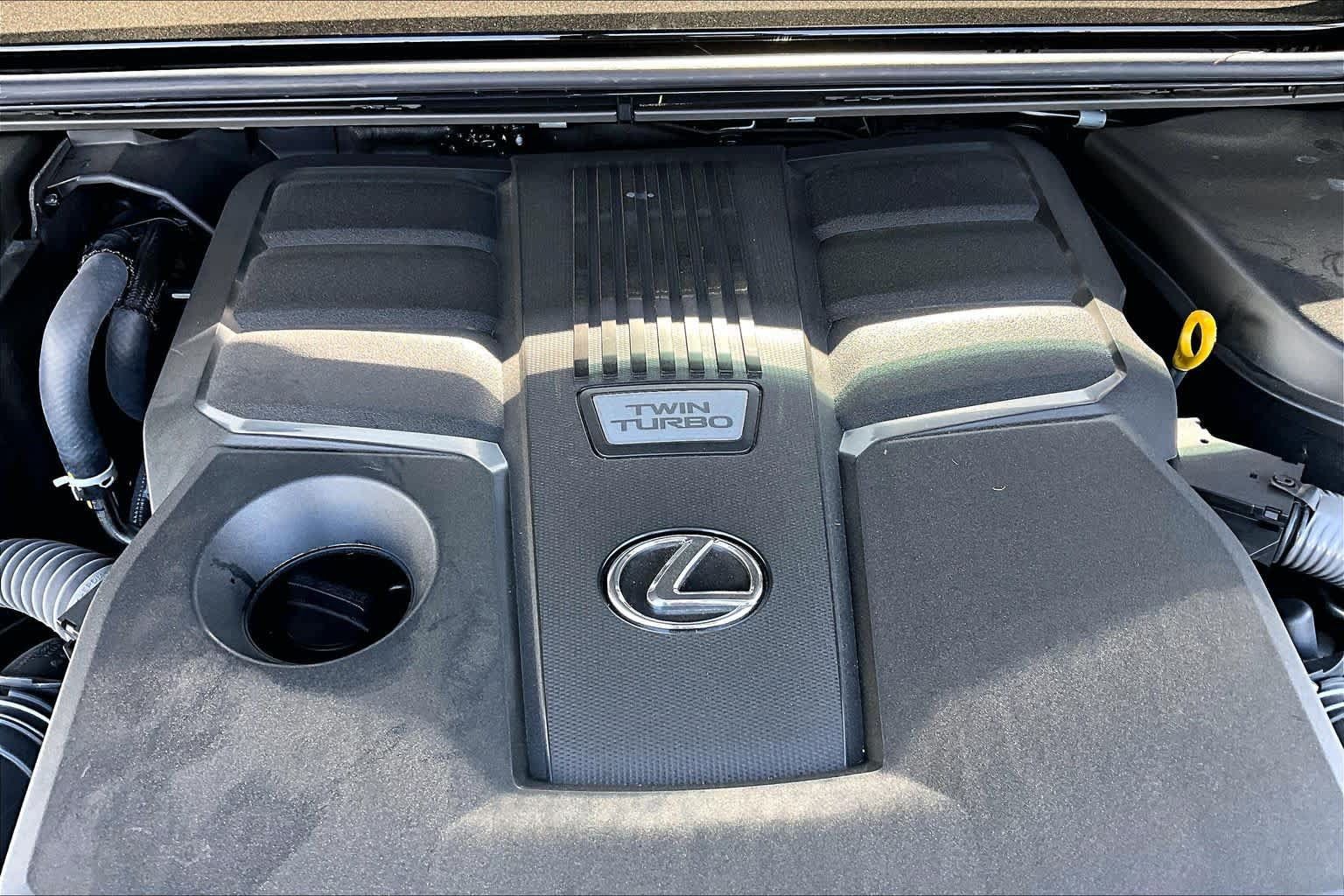 Used 2024 Lexus GX 550 AWD/4WD image 32