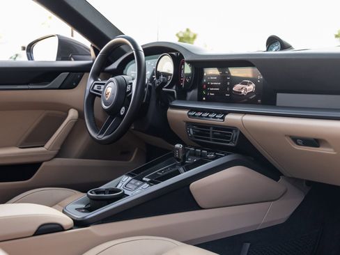 Certified 2024 Porsche 911 Carrera image 40