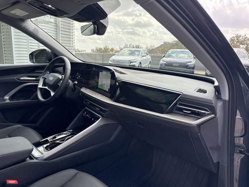 Certified 2025 Audi Q5 Premium Plus w/ Premium Plus image 15