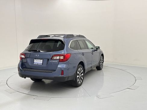 Used 2015 Subaru Outback 2.5i Limited AWD/4WD image 6
