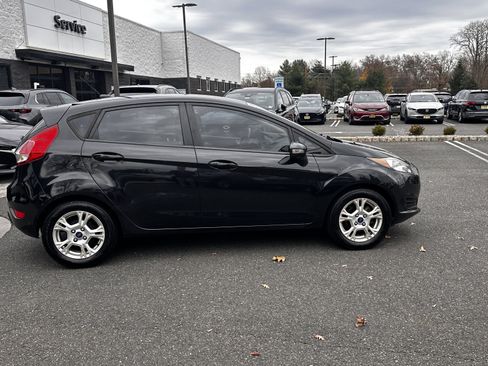 Used 2014 Ford Fiesta SE image 11