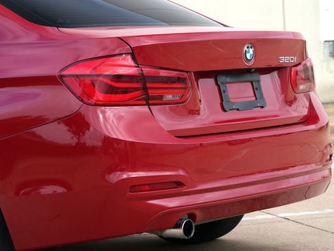 Used 2018 BMW 320i Sedan w/ Convenience Package RWD image 33