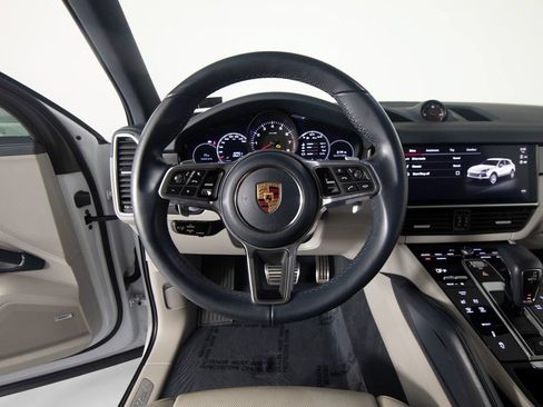 Certified 2023 Porsche Cayenne S Platinum AWD/4WD image 20