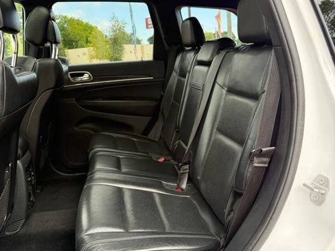 Used 2015 Jeep Grand Cherokee Limited w/ Luxury Group II AWD/4WD image 12