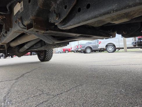 Used 2017 Ford F350 Lariat w/ Chrome Package image 14