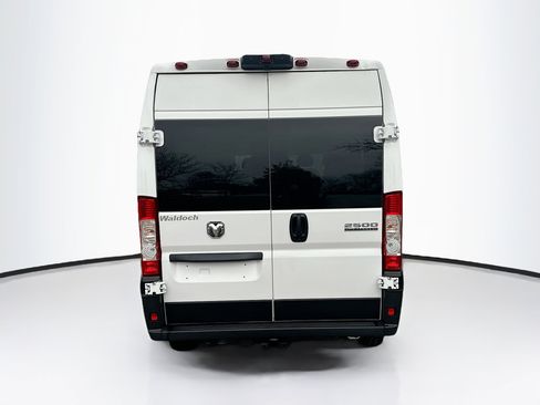 Used 2024 RAM ProMaster 2500 w/ Safety Group image 6