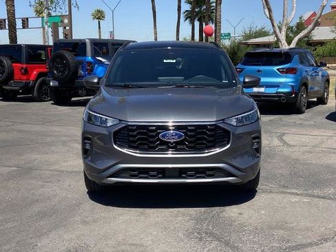 Used 2023 Ford Escape ST-Line Select w/ Tech Pack #2 image 3