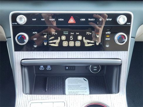 New 2026 Genesis GV80 3.5T Prestige image 15