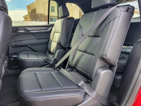 New 2025 GMC Acadia Elevation w/ Elevation Premium Package image 9