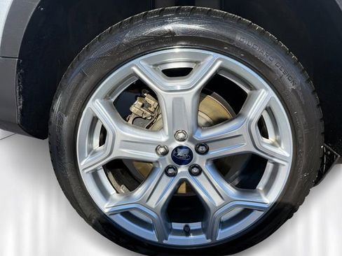 Used 2019 Ford Escape Titanium w/ U9j03 - Titanium Tow Package image 11