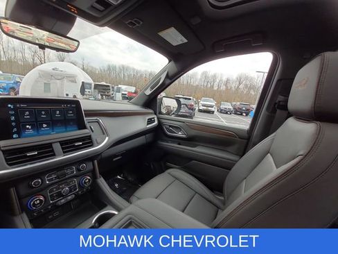 Certified 2023 Chevrolet Tahoe High Country w/ Advanced Technology Package AWD/4WD image 12