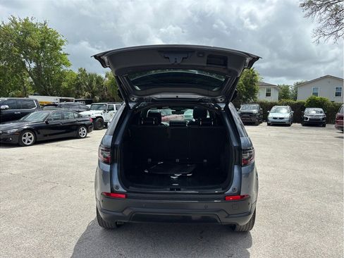 Used 2021 Land Rover Discovery Sport SE image 48