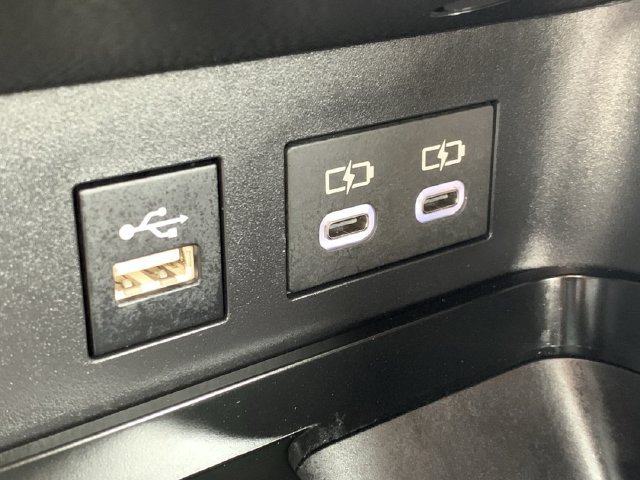 Used 2026 Toyota Camry SE FWD image 29