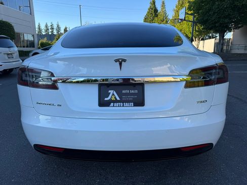 Used 2017 Tesla Model S 75D AWD/4WD image 9
