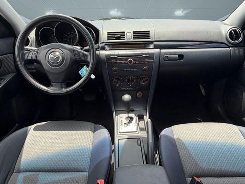 Used 2004 MAZDA MAZDA3 I w/ Pwr & 16" Alloy Wheel Pkg FWD image 11