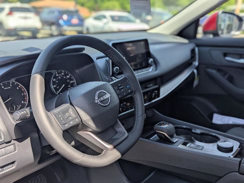 New 2026 Nissan Rogue SV AWD/4WD image 20