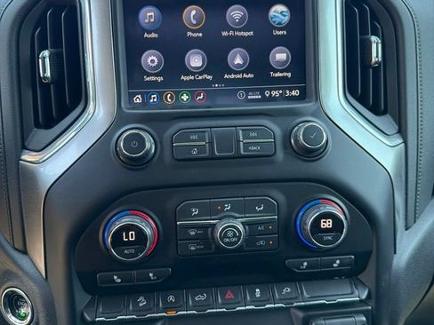 Used 2020 Chevrolet Silverado 1500 LT w/ All-Star Edition AWD/4WD image 11
