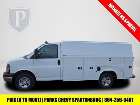 New 2025 Chevrolet Express 3500 w/ Power Convenience Package image 11
