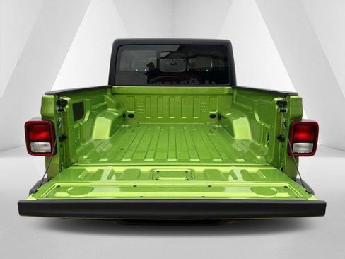 New 2026 Jeep Gladiator Sport image 31