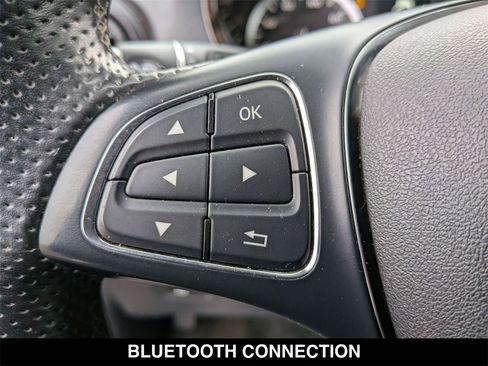 Used 2016 Mercedes-Benz Metris Passenger image 17