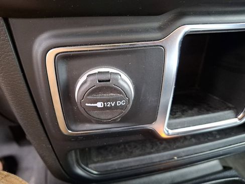 Used 2021 Jeep Wrangler Unlimited Sport image 25