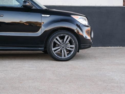 Used 2016 Kia Soul + w/ Tarmac Special Edition image 13
