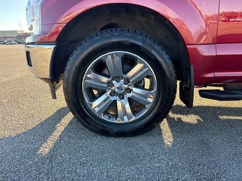 Used 2018 Ford F150 XLT w/ Equipment Group 302A Luxury image 15