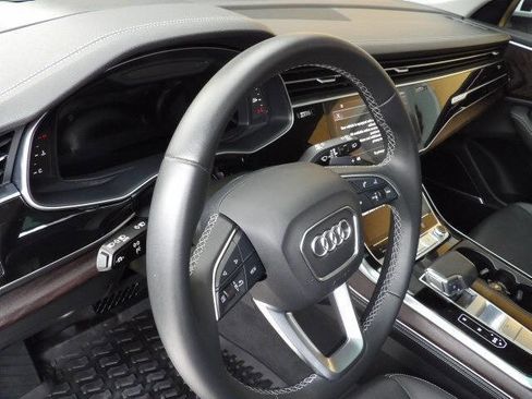 Used 2023 Audi Q8 Prestige w/ Prestige Package image 14