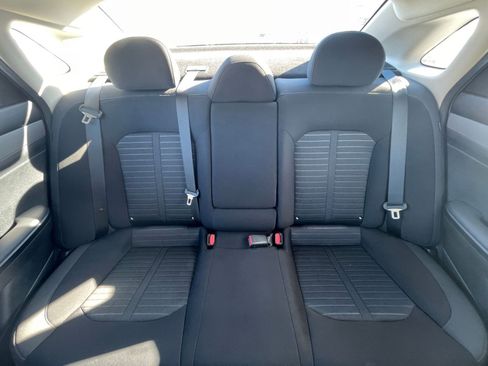 Used 2025 Kia K5 LXS image 38