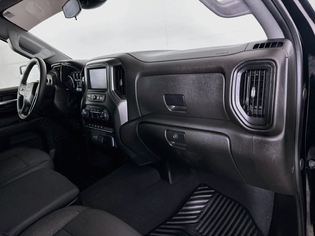 Used 2024 Chevrolet Silverado 1500 Custom AWD/4WD image 27