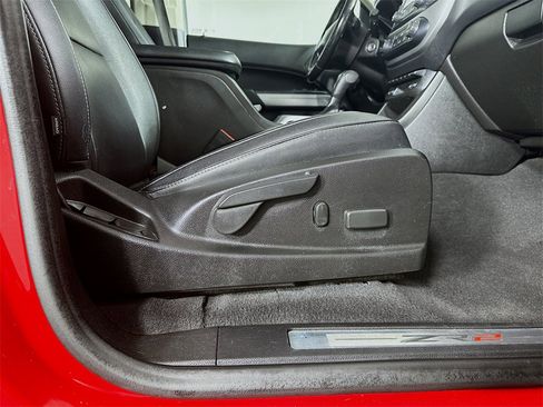 Used 2020 Chevrolet Colorado ZR2 image 23