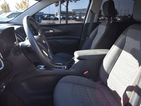 Used 2022 Chevrolet Equinox LT image 13