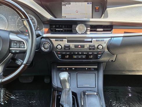 Used 2016 Lexus ES 350 FWD image 16