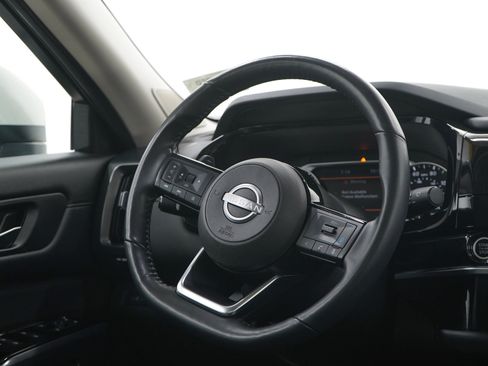 Used 2024 Nissan Pathfinder SL w/ SL Premium Package AWD/4WD image 14