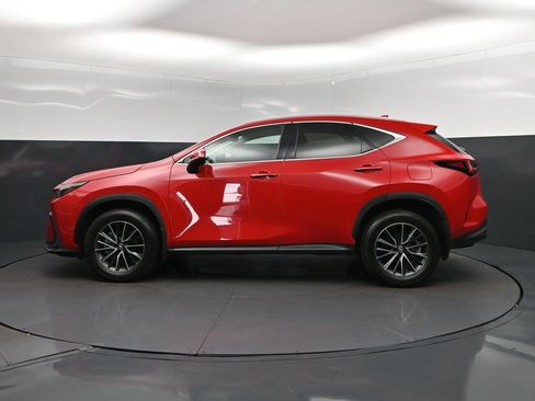Used 2024 Lexus NX 250 FWD w/ Towing Package (2000 Lbs) image 4