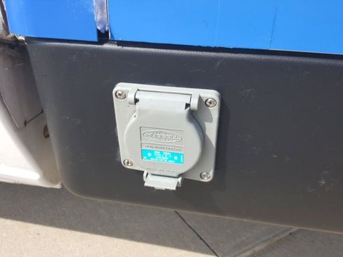 Used 2023 Ford E-350 and Econoline 350 Super Duty w/ Power Windows & Locks Group RWD image 29